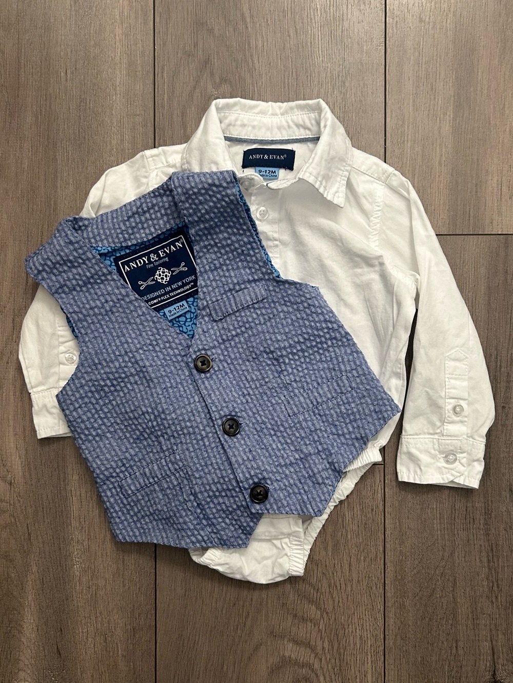 Andy & Evan Infant Four Piece Buttondown and Vest Set - Sz: 9-12 months